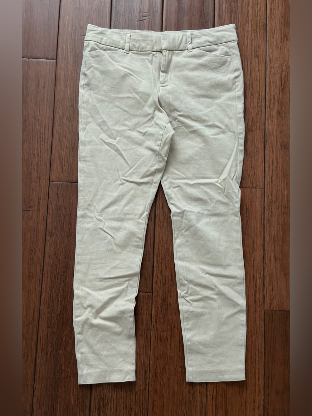 Old Navy Pixie Ankle Pants size 4